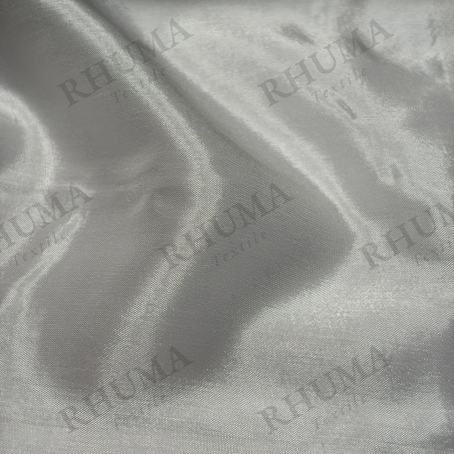 Super Fine Tabby Fabric Detail 1